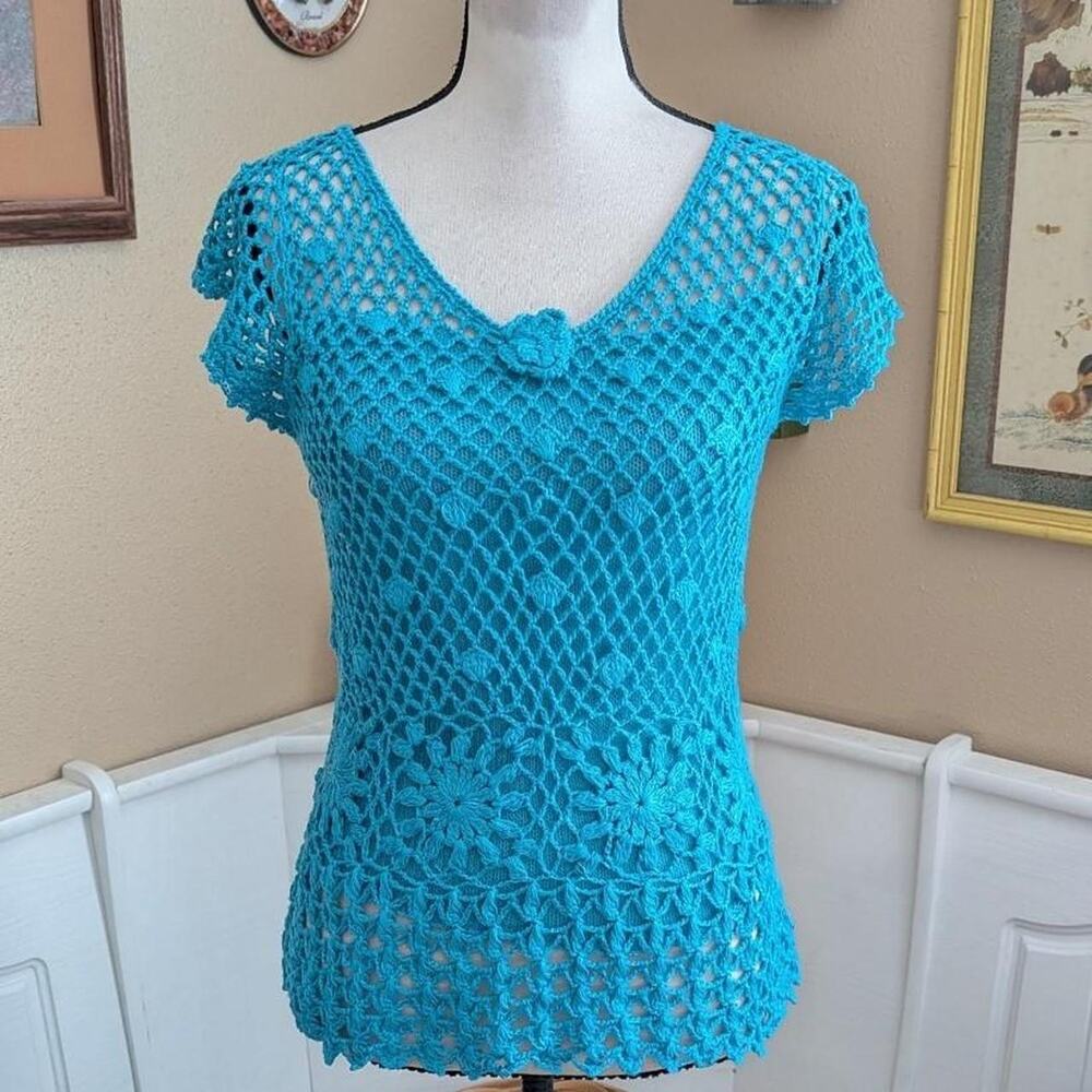 Y2K/2000s Floral Crochet Top